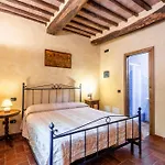Podere Marroneto Alloggio per agriturismo *