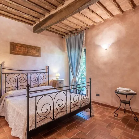 Farm stay Podere Marroneto