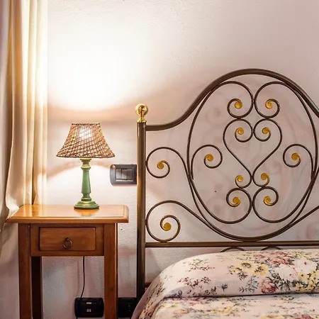 Farm stay Podere Marroneto *
