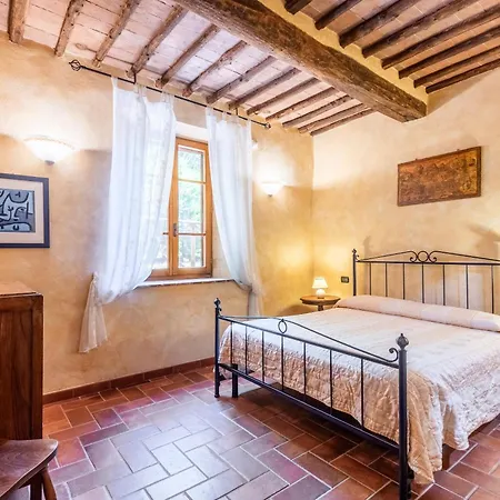 Farm stay Podere Marroneto Monticiano