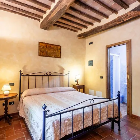 Farm stay Podere Marroneto Monticiano