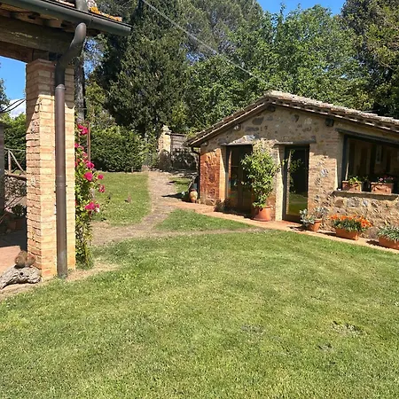 Podere Marroneto Alloggio per agriturismo *